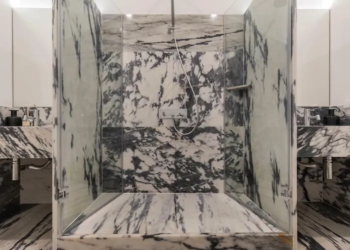 Hidden Oasis 2bdr By Lovelystay Appartamento