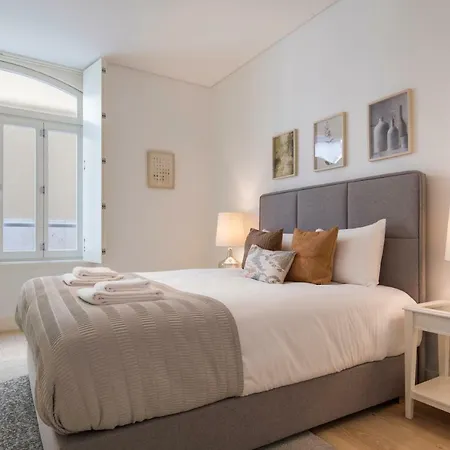 Lovelystay - Hidden Oasis With River View Appartamento