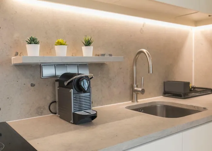 Hidden Oasis 2bdr By Lovelystay Daire Lisboa