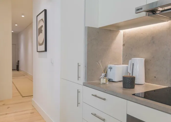 Hidden Oasis 2bdr By Lovelystay דירה ליסבון