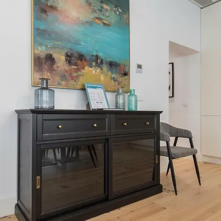 Apartament Lovelystay - Hidden Oasis With River View *