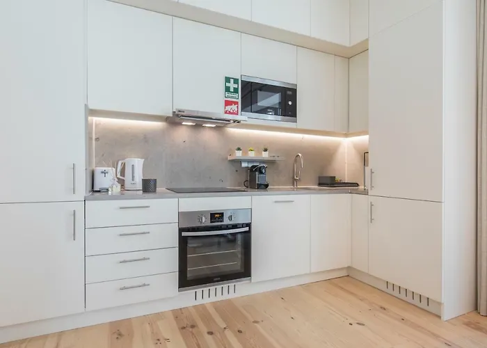 Hidden Oasis 2bdr By Lovelystay